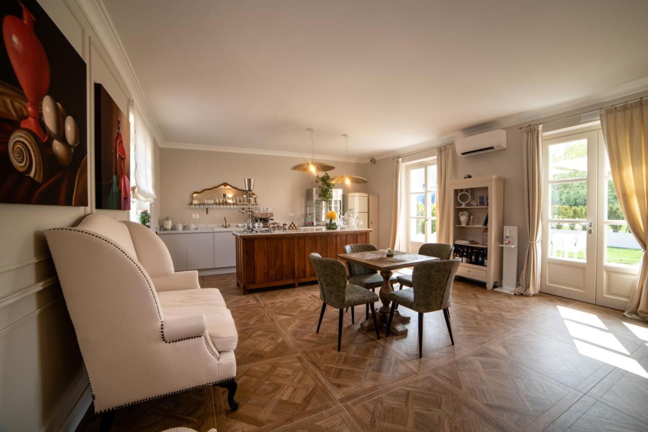 Borgo Piani - Camere Di Charme Mango Exterior foto